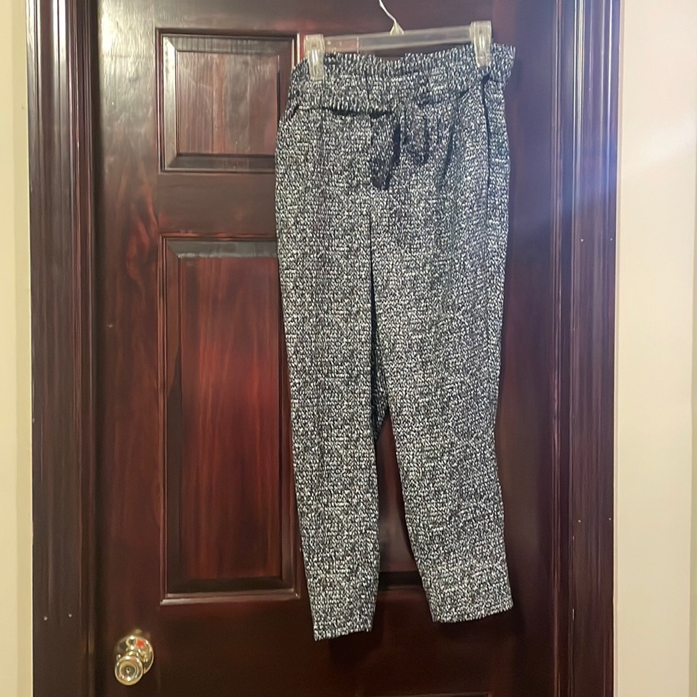 Brand: Express, Ankle high rise pants size 8S